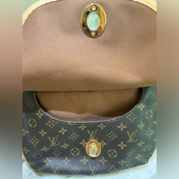Louis Vuitton Handbag - Picture 4 of 4